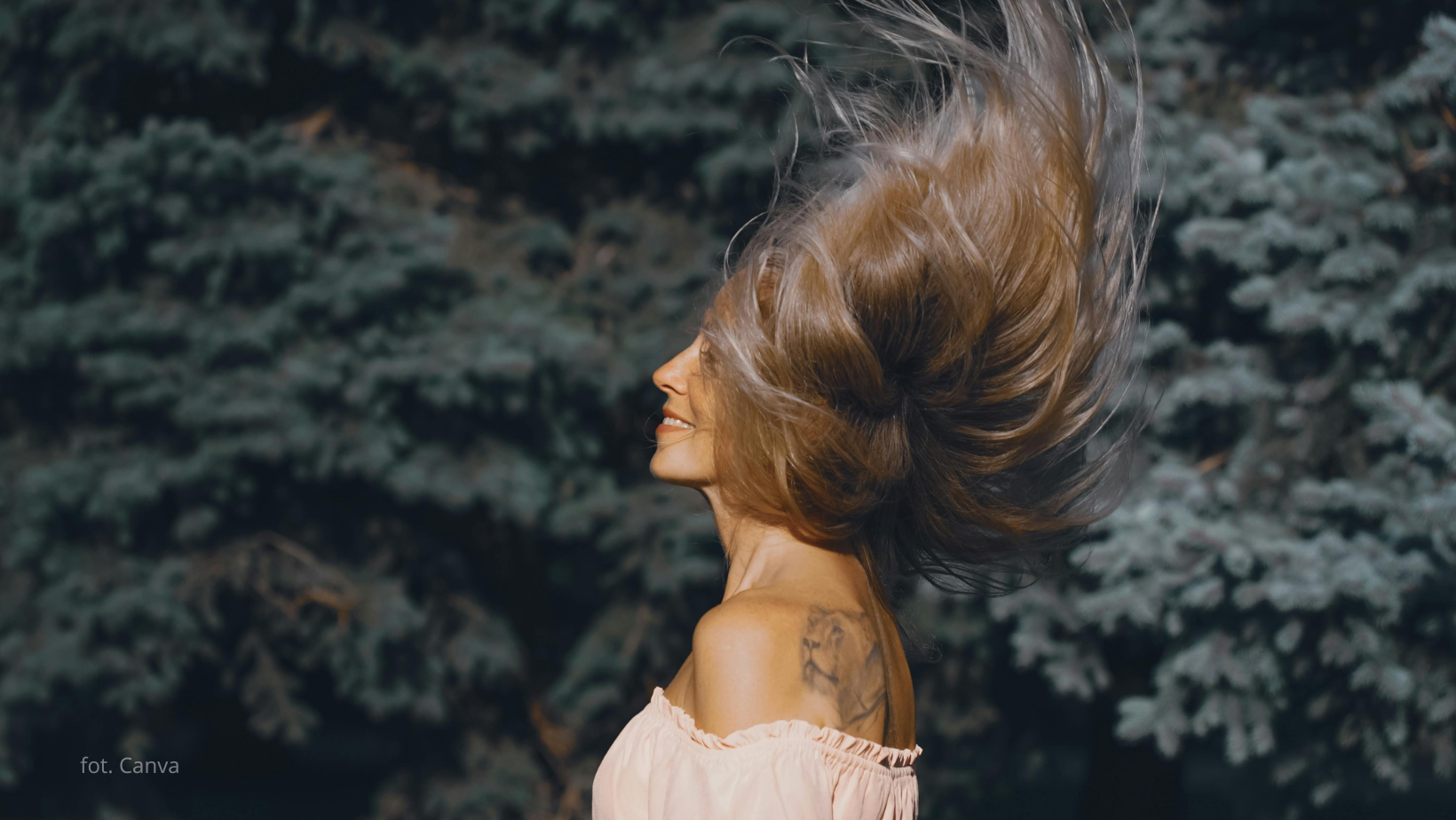 Zdjęcie Nadal nosisz długie włosy? W jakim wieku wypada je ściąć? #1