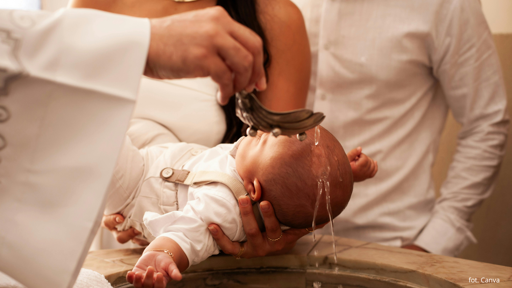 Zdjęcie Czy Kościół ochrzci dziecko z in vitro? Nowy komunikat rozwiewa wątpliwości #1