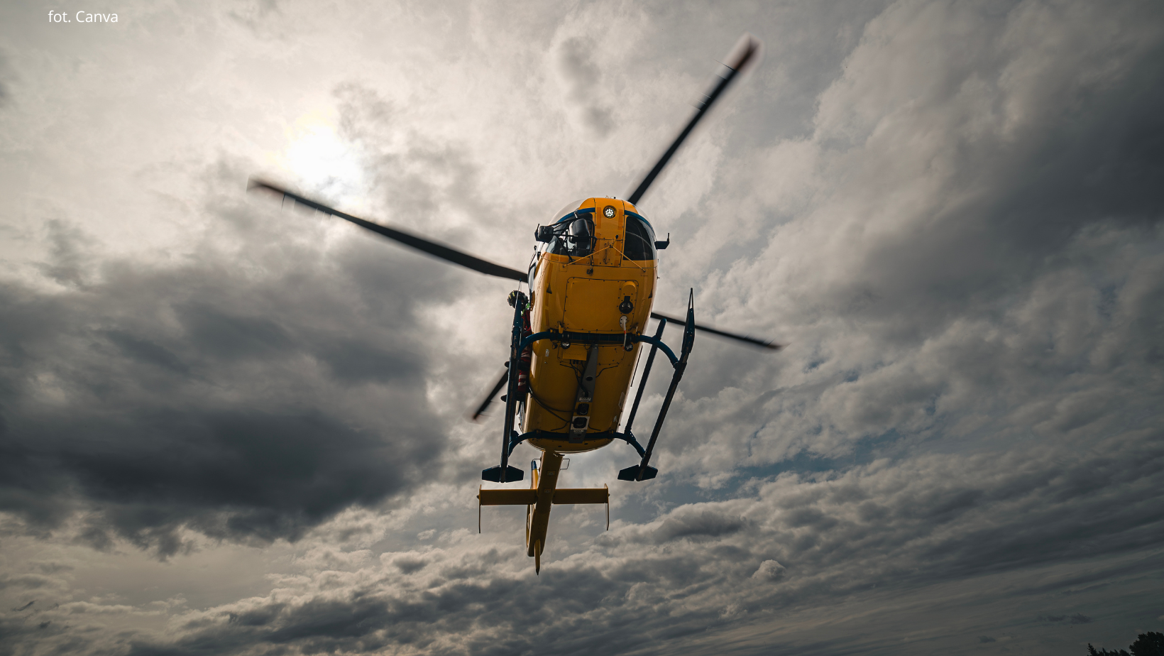 Zdjęcie Katastrofa śmigłowca na Podkarpaciu! Nie żyją dwie osoby! #1